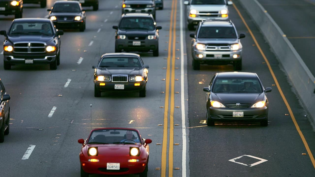 Mantén la calma e intenta alejarte: recomendaciones para no caer en un incidente de ira al volante
