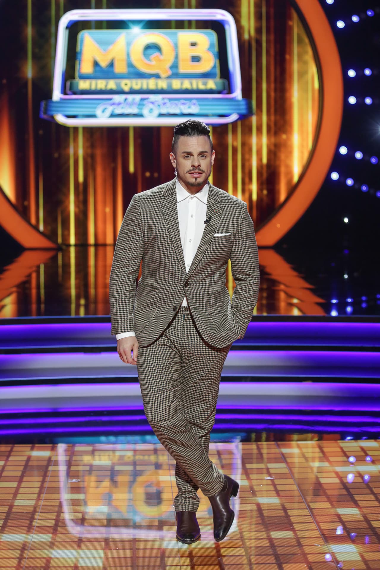 Por su parte el experto coreógrafo y bailarín, Casper Smart, también dio muestra de estilo en esta primera gala.