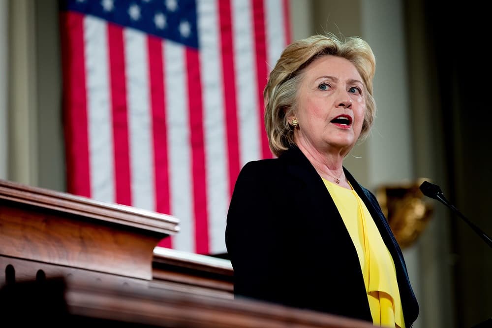 Hillary Clinton: "El partido de Lincoln se convierte en el partido de Trump" 