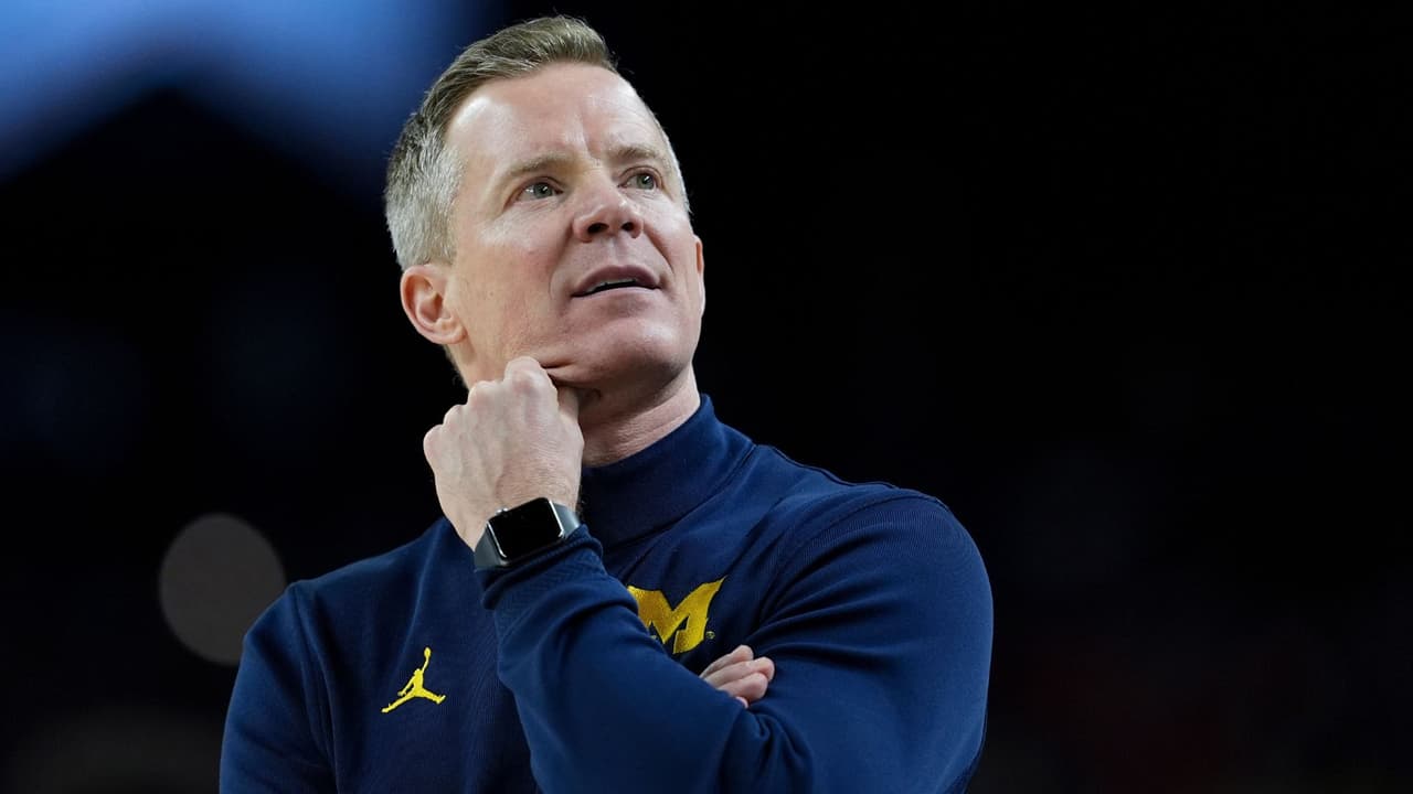 Quién es Dusty May, el técnico que llegaría a los Dallas Mavericks