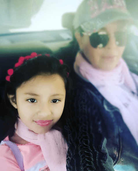 "Antes de mi hija yo era muy noviera, aunque después de la niña he tenido un par de relaciones importantes, pero he cuidado muchísimo a mi hija de mí misma, de darle el mejor ejemplo que puedo dentro de la profesión que tengo".
<br>