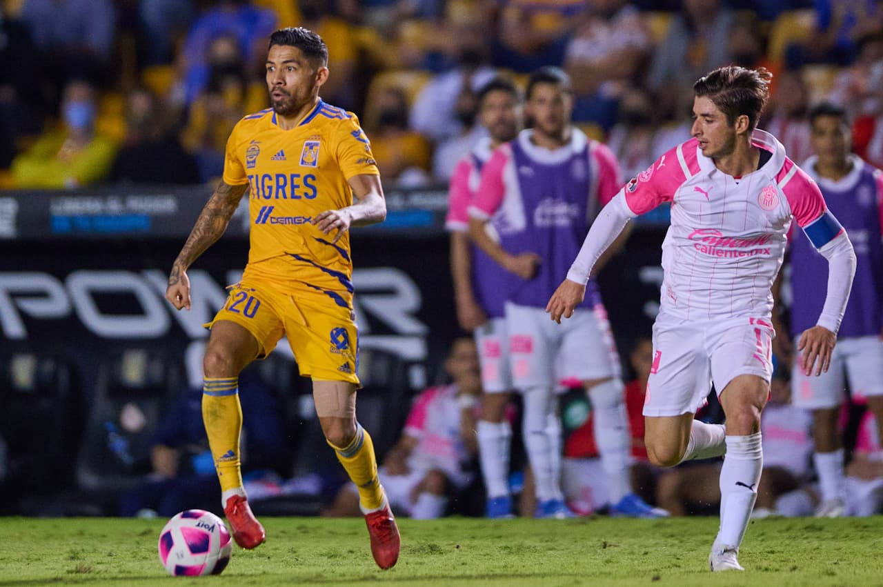 Con doblete de André-Pierre Gignac, Tigres venció a Chivas en el ‘Volcán’ y se metió de lleno en los puestos por calificar directo a Cuartos de Final, mientras que el Rebaño Sagrado está al borde del rotundo fracaso.