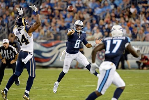 Vencen 49ers y Titans en segunda semana de pretemporada NFL