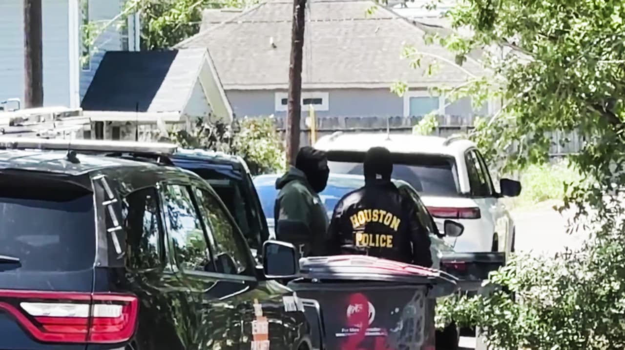 Operativos federales en barrios del este y sureste de Houston terminan con varios arrestos