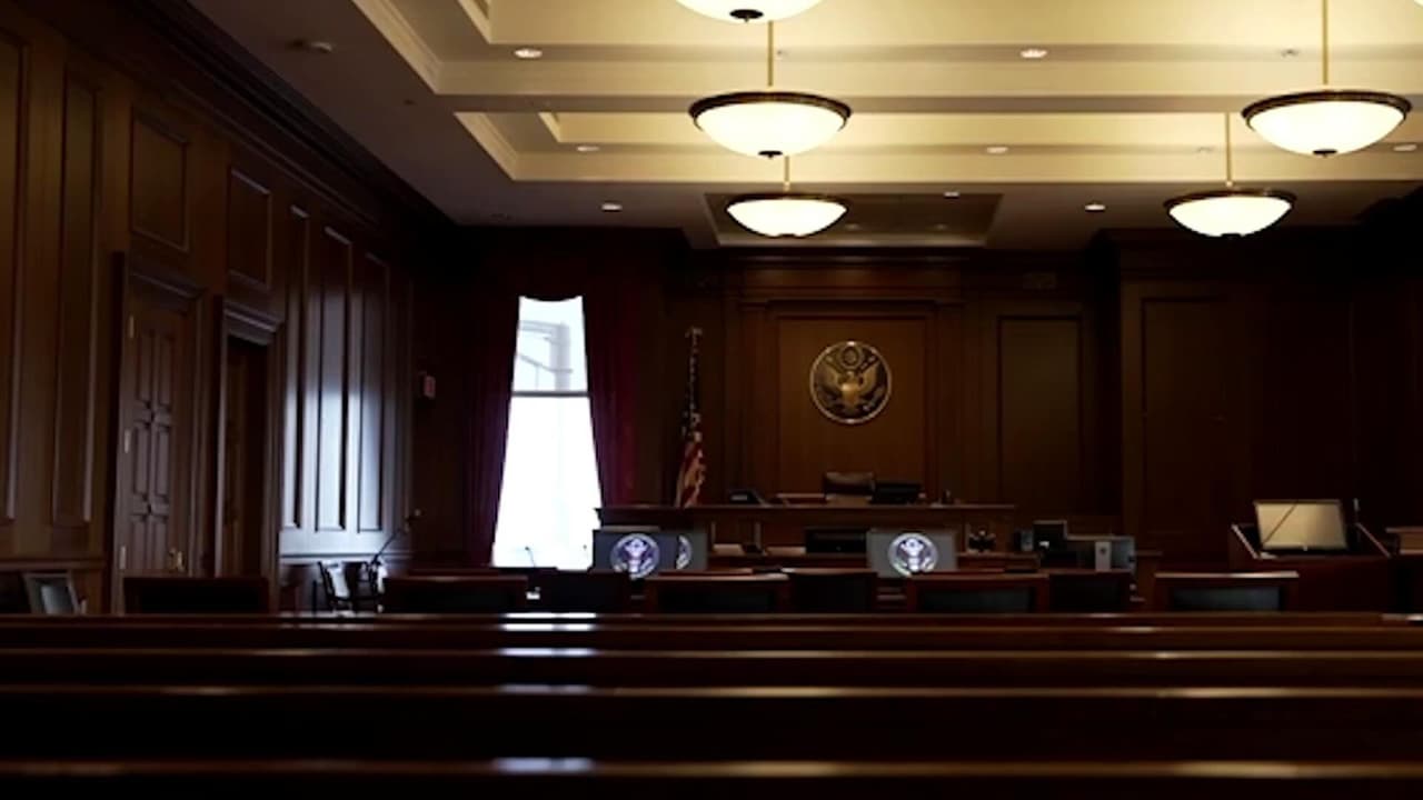 Inician audiencias masivas en cortes de inmigración de San Antonio; atenderían hasta 146 casos diarios