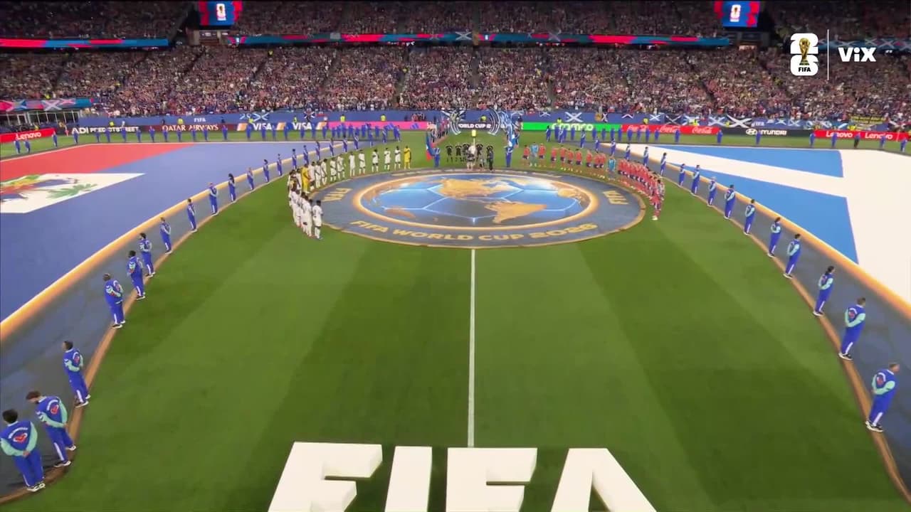 ¡Se entonan los himnos de Haití y Escocia con mucho respecto!