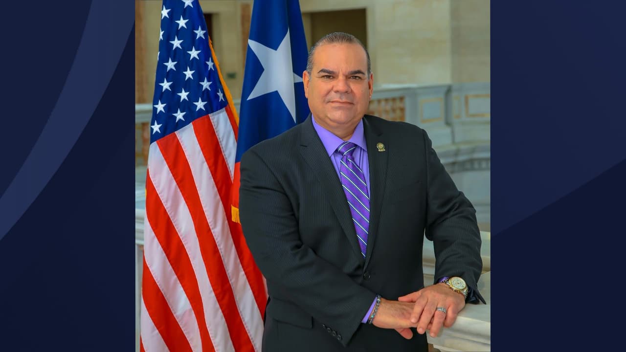 Agentes del FBI realizan visita a residencia de representante en Toa Alta