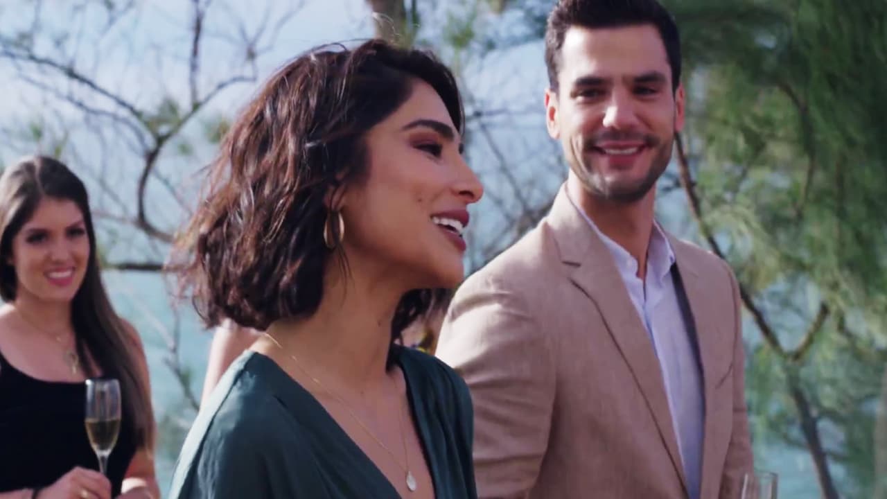 Después de poner en marcha un operativo para quebrar una compañía cinematográfica, la actriz Vanessa se convirtió en la estrella de una nueva productora gracias a Miguel. Con el logro, ella pudo vengarse del hombre que la traicionó.