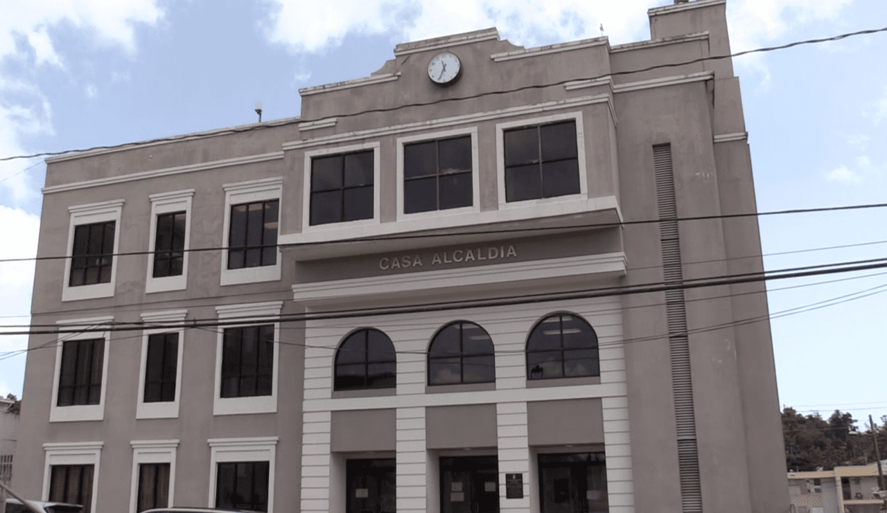 Las personas que necesiten el uso del camión cisterna pueden llamar al 787-760-4440.