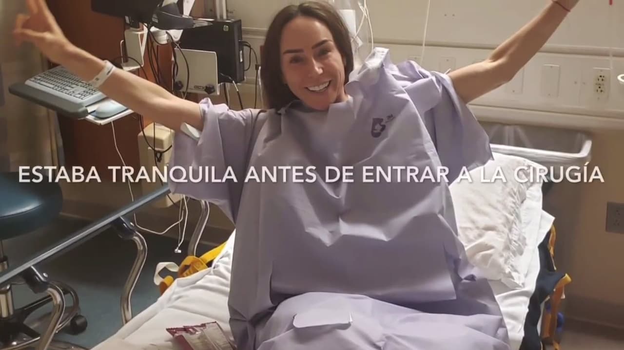 En una extensa carta agradeció a su esposo, familiares, amigos y a su doctor por el apoyo que le dieron en este
<b><a href="https://www.univision.com/famosos/en-la-recuperacion-de-ines-gomez-mont-hay-alguien-que-sufre-mas-que-ella-y-no-son-sus-hijos-ni-esposo-fotos">"proceso complicado"</a></b>.
<br>