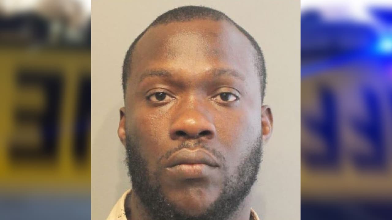 Ebenezer Okorie, de 27 años, cargo por prostitución.