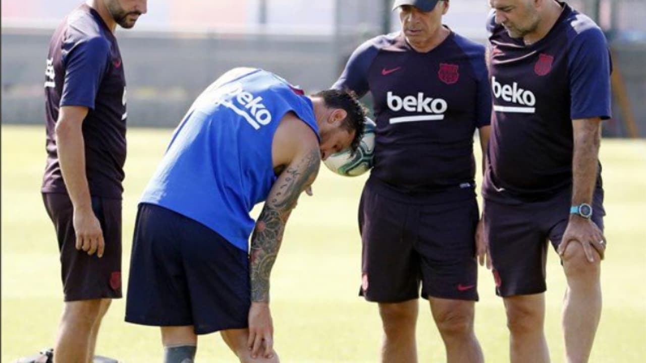 Messi se lesiona y no viajará con el Barça a Estados Unidos

