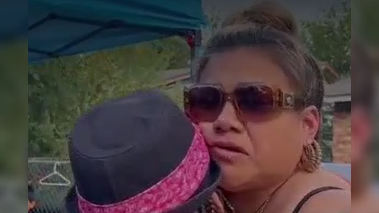 Tras el asesinato de su hijo a manos de un policía, CPS le quita la custodia de sus cuatro niñas a una mujer