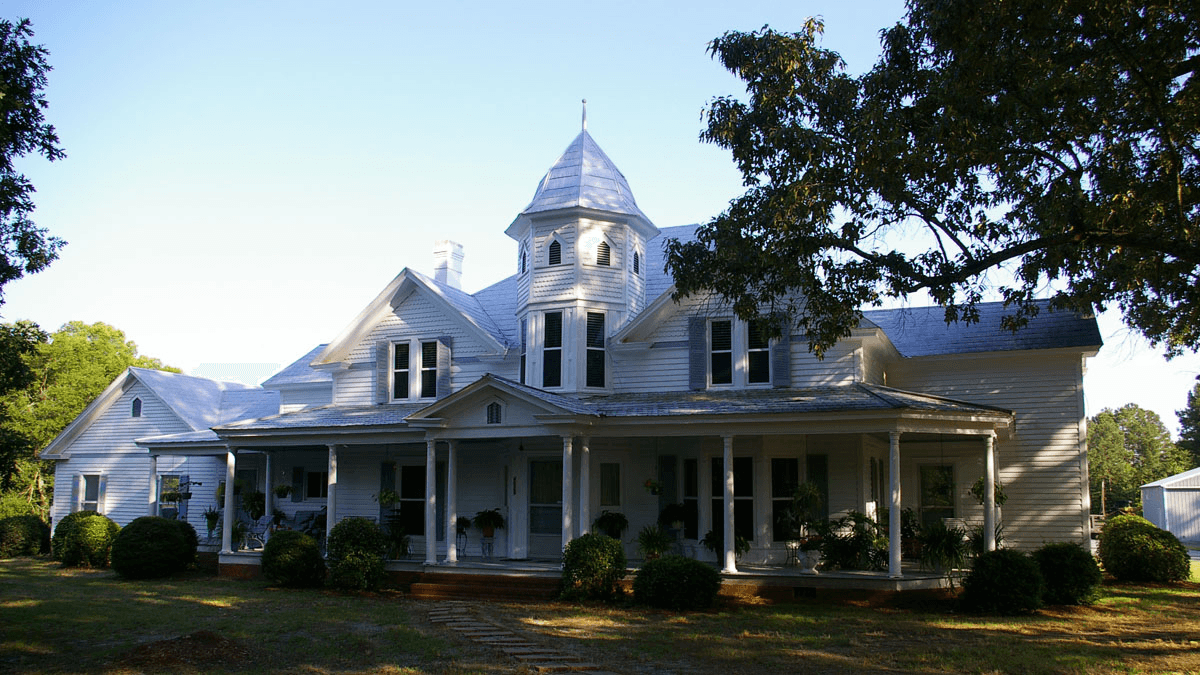 Así lucía la Casa de James Madison Williams, antes del incendio