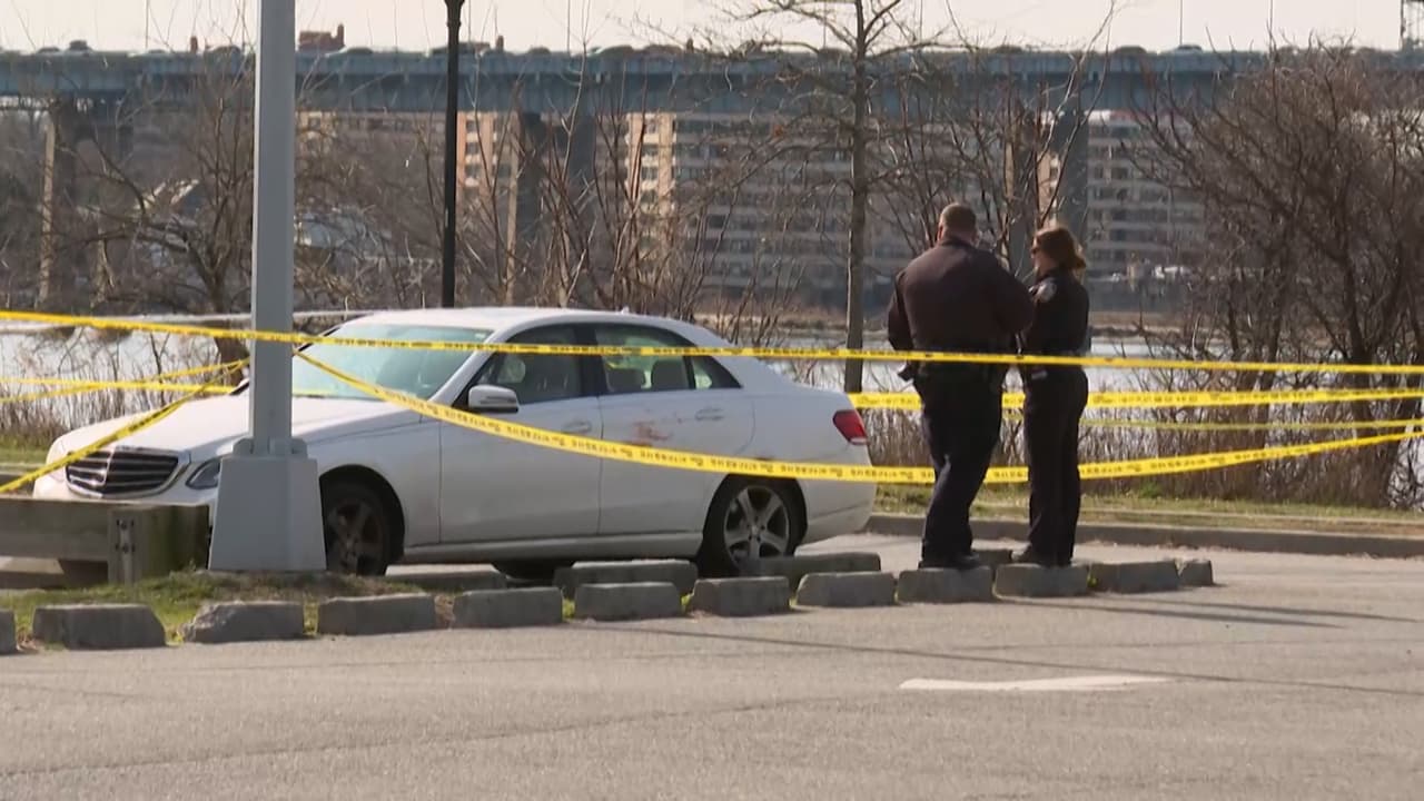 El hallazgo 
<b>alteró la rutina de este parque al que acuden familias</b> y corredores.
<br>