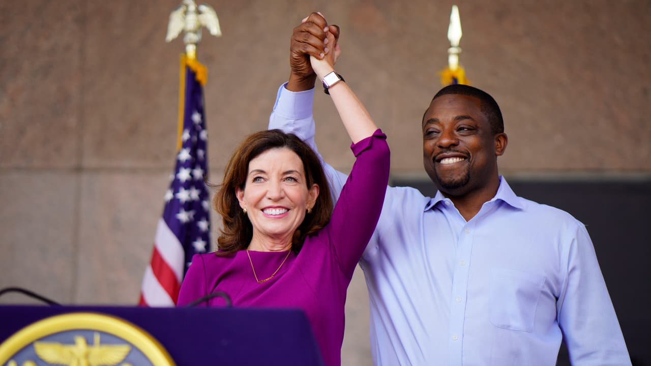 "Tenemos mucho que hacer": Brian Benjamin jura como vicegobernador de Nueva York