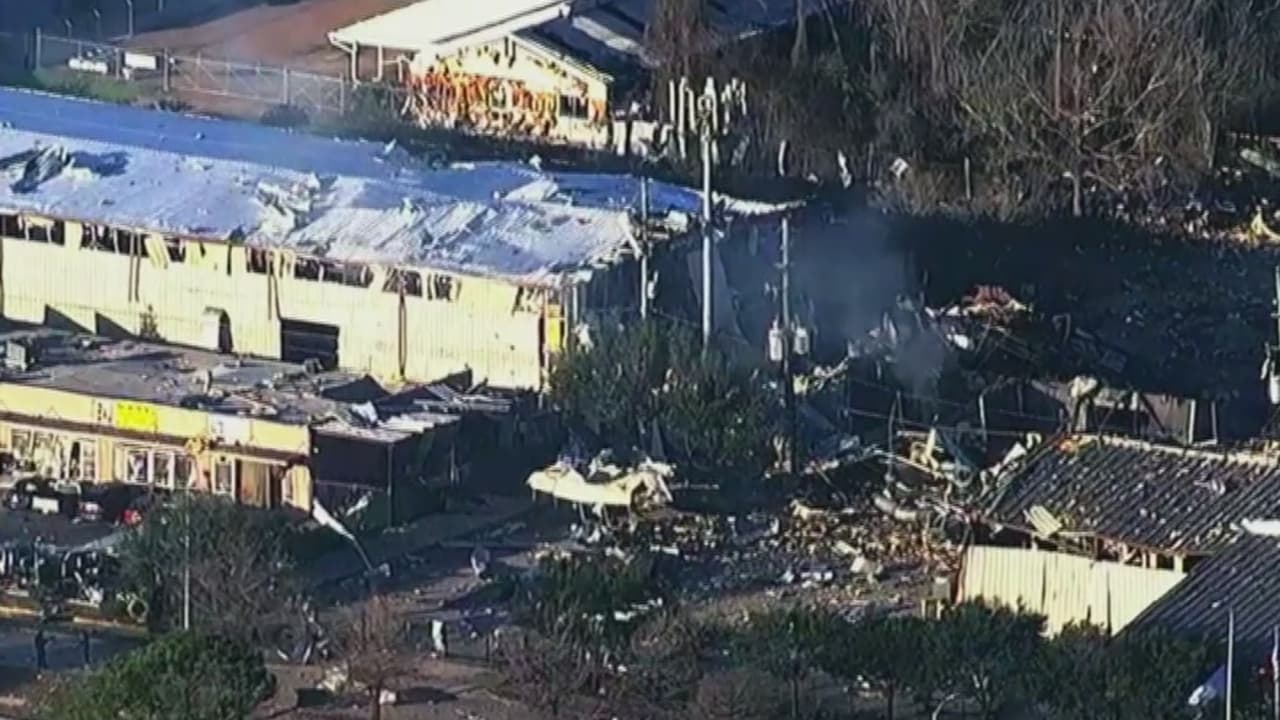Dos muertos tras explosión en un almacén que estremeció parte de Houston esta madrugada