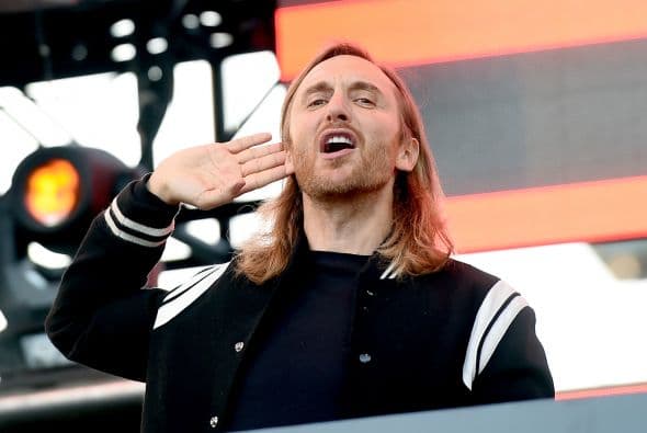 Sus beats hicieron que la multitud entrada en calor.