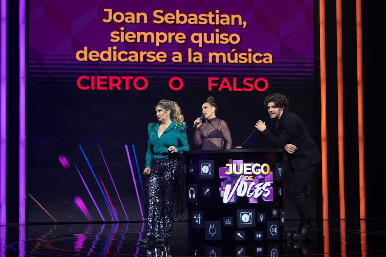 En los juegos de conocimiento musical, la complicidad y la estrecha relación entre 'Herederos' y 'Consagrados' brilla con intensidad, juntos forman una gran familia, demostrando que la música es el vínculo que fortalece sus lazos.