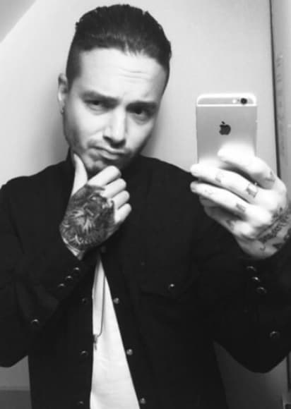 Ahora sí que causó revuelo... y para mal. Esta vez no fue por su música, sino por una desafortunada entrevista.