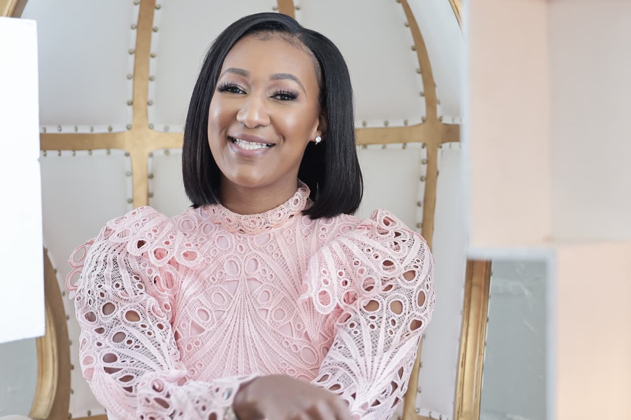 "Ahora que tengo una idea y tengo un buen sentido de lo que mis clientes quieren para el segundo año de mi negocio,
<b>se trata realmente de cómo sirvo a mis clientes</b>, cómo me expando, cómo hago que mis sistemas sean un poco mejores”, cuenta la mujer sobre sus planes.