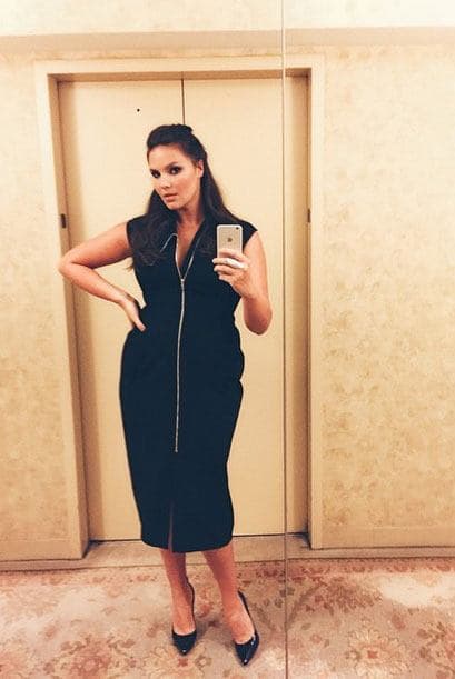 Actualmente se ha demostrado que la moda plus size sí vende, y representantes como Candice Huffine han seducido a los monstruos de la industria con sus curvas.