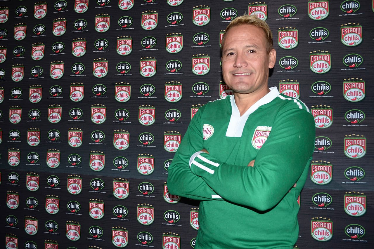 Con tres opciones para salir: Monaco, Borussia Monchengladbach y Boca Juniors, Luis Hernández decidió ir a Buenos Aires.