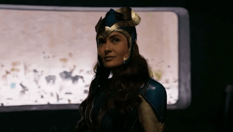 “Es muy difícil ser un héroe de acción si eres mexicana y mujer. Pero ser un héroe de acción, siendo mexicana, mujer y con mi edad, se sintió como si estuvieran bromeando”, declaró Salma Hayek para la revista.