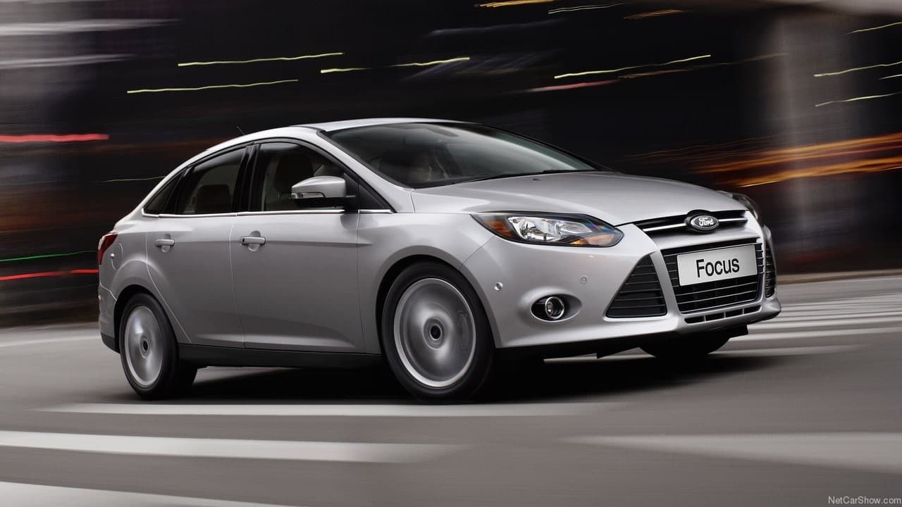 <b>11. Ford Focus sedán: </b>El sedán compacto de Ford presentó un índice de 
<b>68 conductores muertos</b> por cada millón de vehículos registrados. El Ford Focus recibió cambios de apariencia para el modelo 2015.