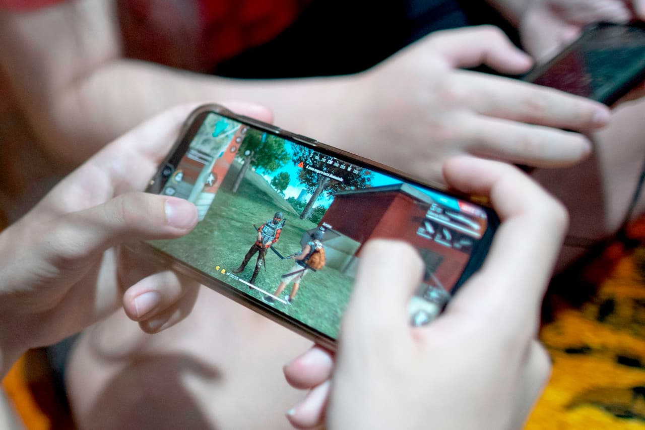 <b>Puesto 2. Sea Group.</b> Esta compañía de Singapur, la más valiosa del sudeste asiático, mostró resistencia a la pandemia en sus tres negocios principales: videojuegos, comercio electrónico y pagos digitales. Su videojuego Free Fire (en la foto) ganó millones de nuevos usuarios en 2020 y su plataforma Shopee se convirtió en la aplicación de comercio electrónico más descargada de la región. Tuvo un aumento de 446% en su valor en el mercado.
<br>