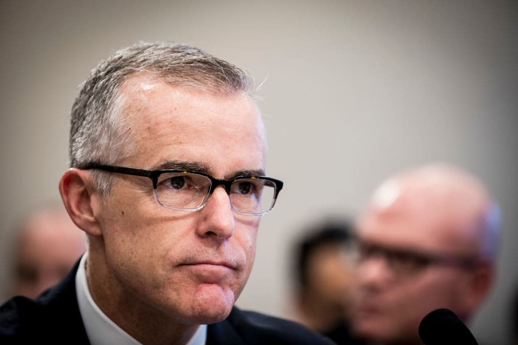 Renuncia el subdirector del FBI Andrew McCabe tras insistentes críticas de Trump