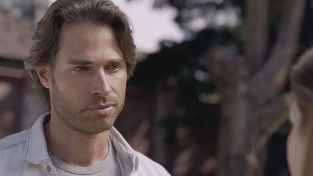 El destino la llevó a ella, pero con la identidad de Santiago.