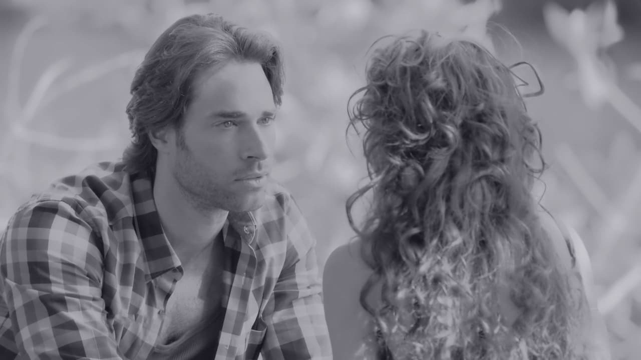 Santiago sintió un amor muy grande al ver a Ana Lucía, pues su corazón siente que ya la conocía.