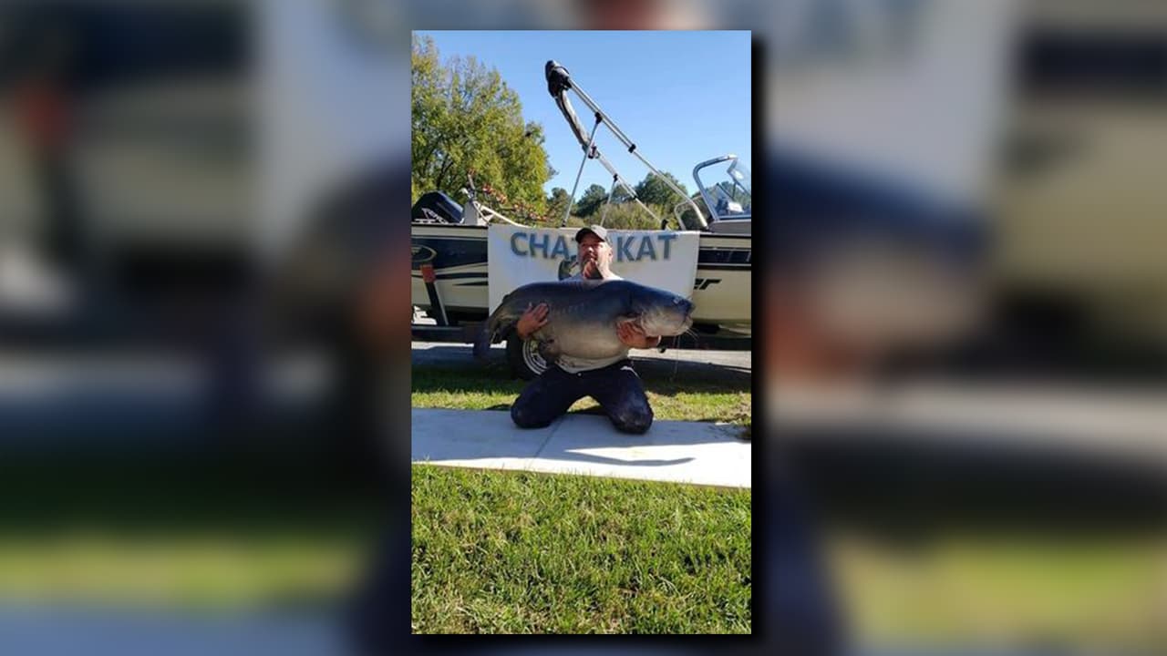 "Lo levantamos y la parte inferior se amplió y supe en ese momento, como si tuviera el récord de Georgia", dice Trone.