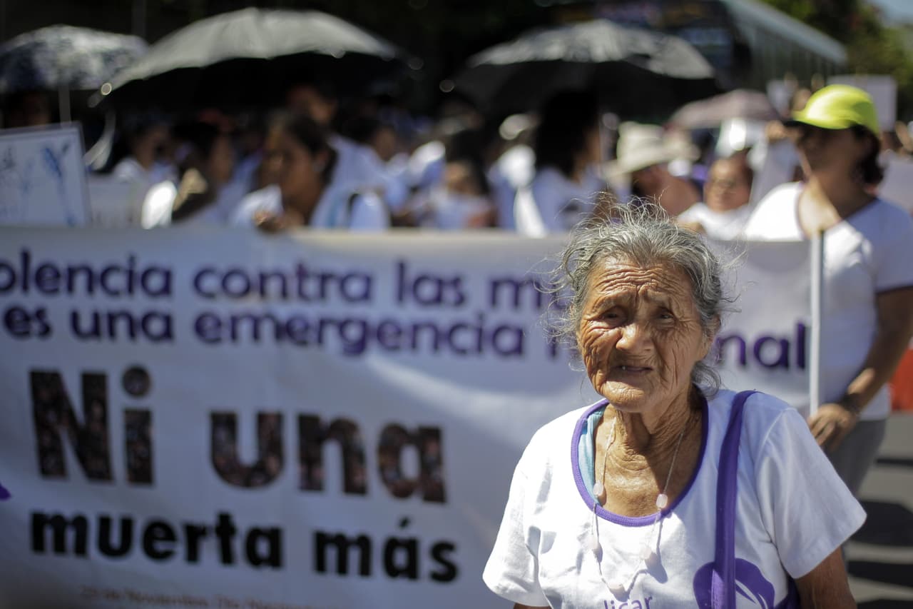 El Salvador es uno de los países con mayores índices de feminicidios de la región.