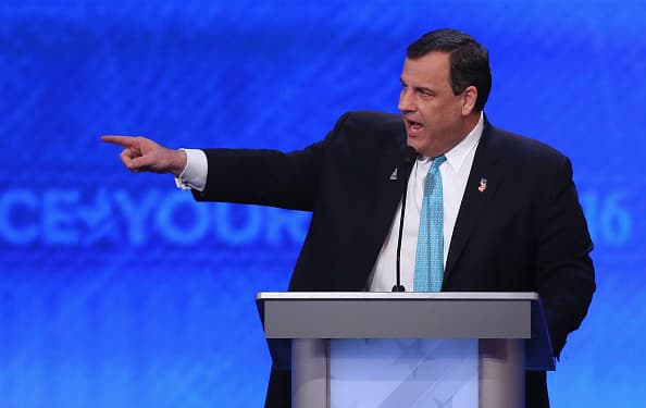 Christie arremete contra Rubio en el octavo debate republicano en New Hampshire