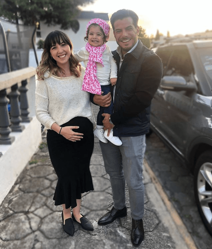 El 24 de octubre pasado, días después de que su primogénita cumpliera 2 años, Fátima Torre anunció que se convertiría en madre por segunda vez en 2020: "Seremos cuatro. Y, pues sí, la mayoría tenía razón de acuerdo a la sorpresa".