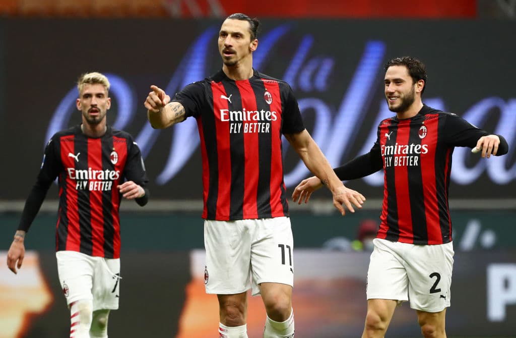 Milan no afloja en la punta y más resultados del futbol italiano