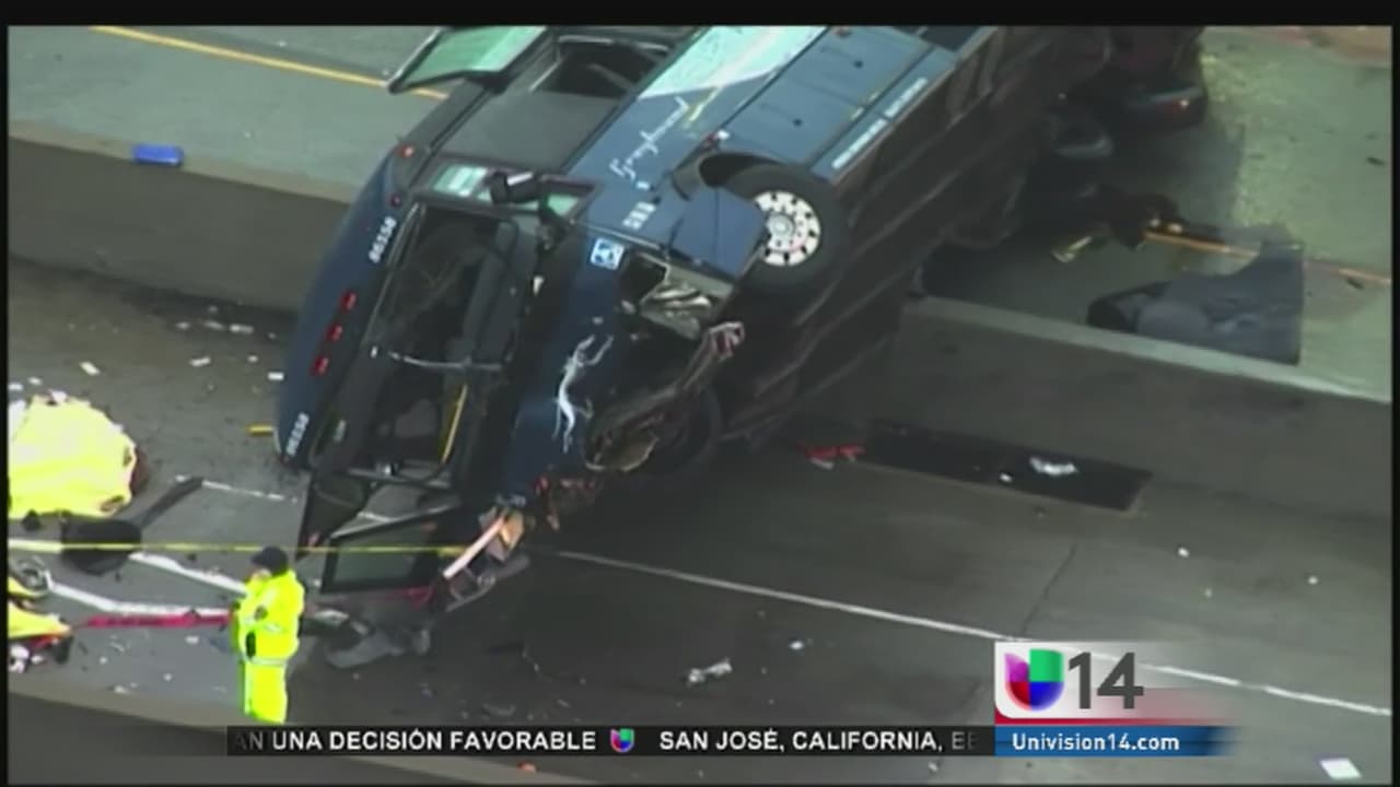 Identifican a mujeres que murieron en la volcadura de un autobús en San José 