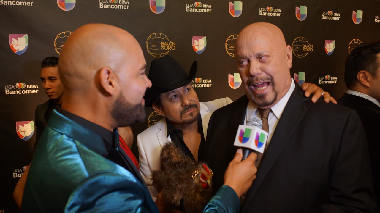 Raúl Molinar, Carla Medrano y Andres Maldonado se robaron el show durante la ceremonia del Balón de Oro en la ciudad de Los Ángeles.