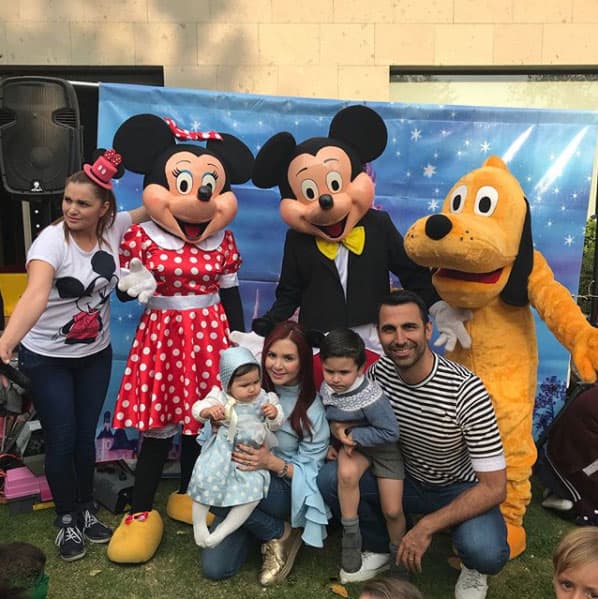 El pasado fin de semana la actriz organizó una fiesta doble para celebrar el cumpleaños de sus dos hijos: "¡Felices mis niños en su fiesta! Gracias a todas mis amigas por acompañarnos en este día tan especial para ellos... las amo", escribió en Instagram.