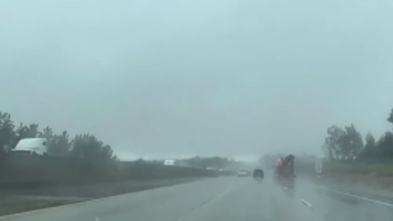 Alerta por fuertes lluvias en California: ¿Hay cierres en las carreteras del estado?