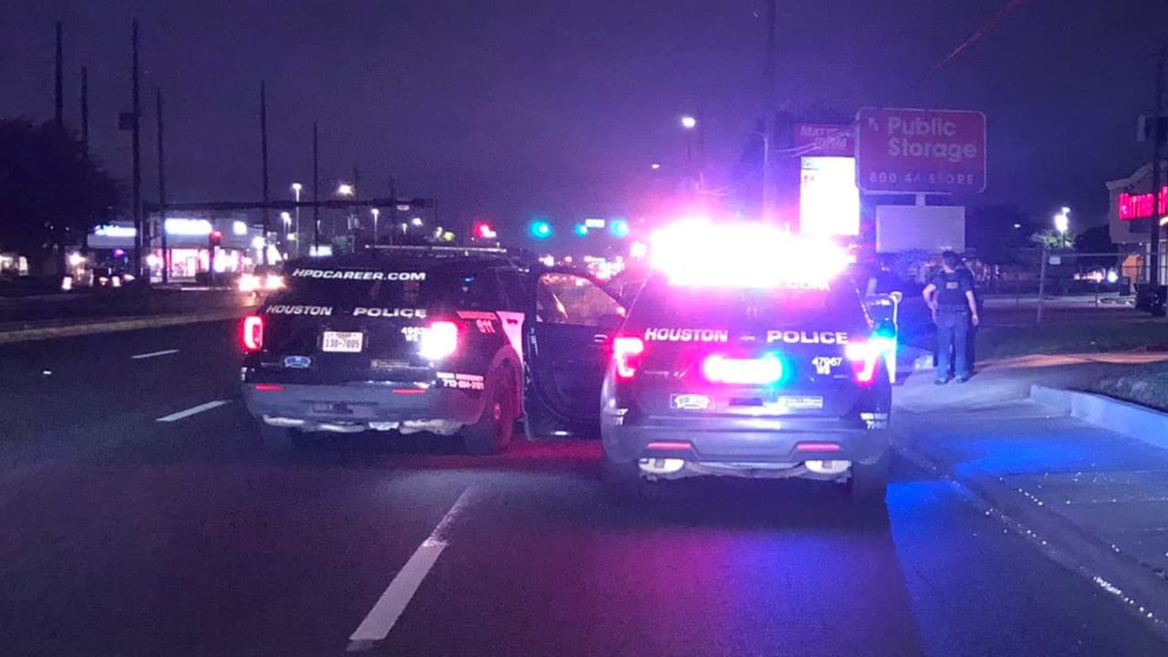 Uno iba mal sentado y el otro sin cinturón de seguridad: Un muerto y un herido deja accidente en Houston