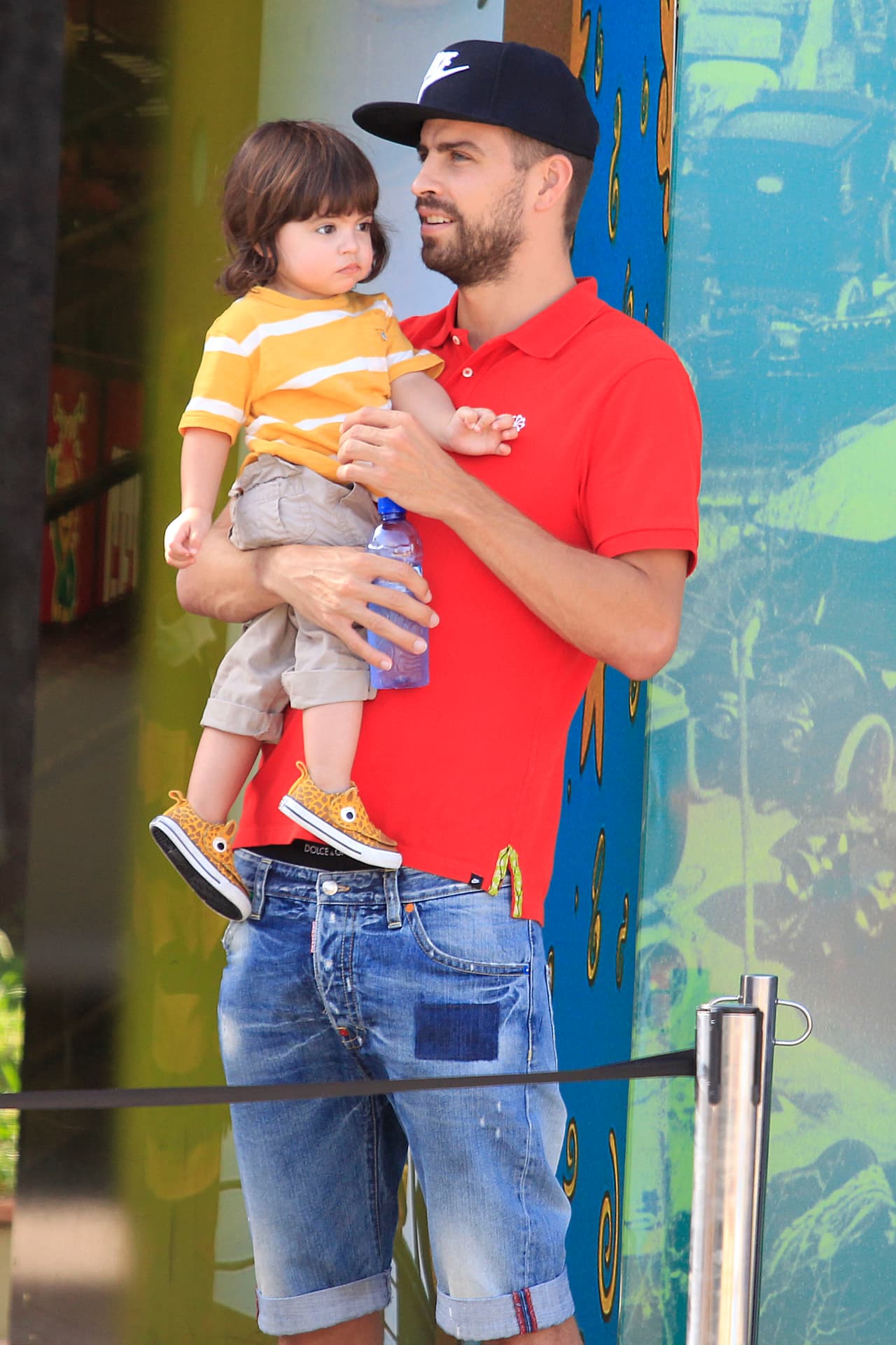 En dicha entrevista, Shakira también confesó que no le importaría que sus hijos prefirieran seguir los pasos de su padre a los suyos.