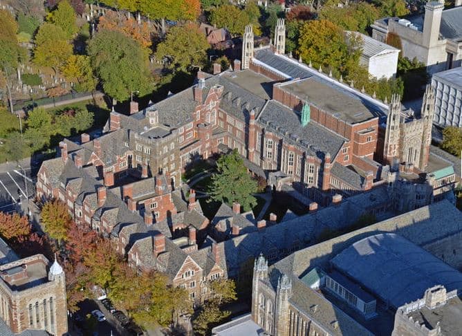 Departamento de Justicia demanda a la Universidad de Yale por discriminación en la admisión de estudiantes 