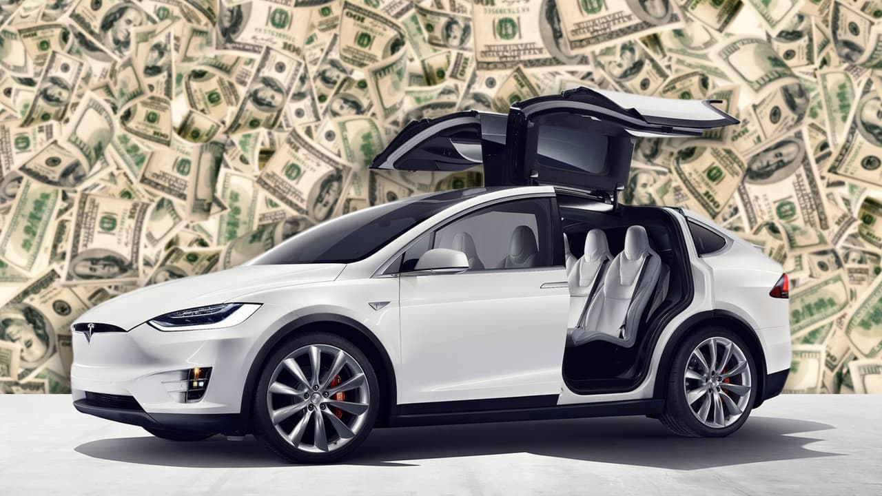 A continuación desglosamos a detalle las razones por la que en 
<a href="https://www.univision.com/carros"><u>Univision A Bordo</u></a> consideramos que los precios de carros usados actualmente se encuentran por los cielos: