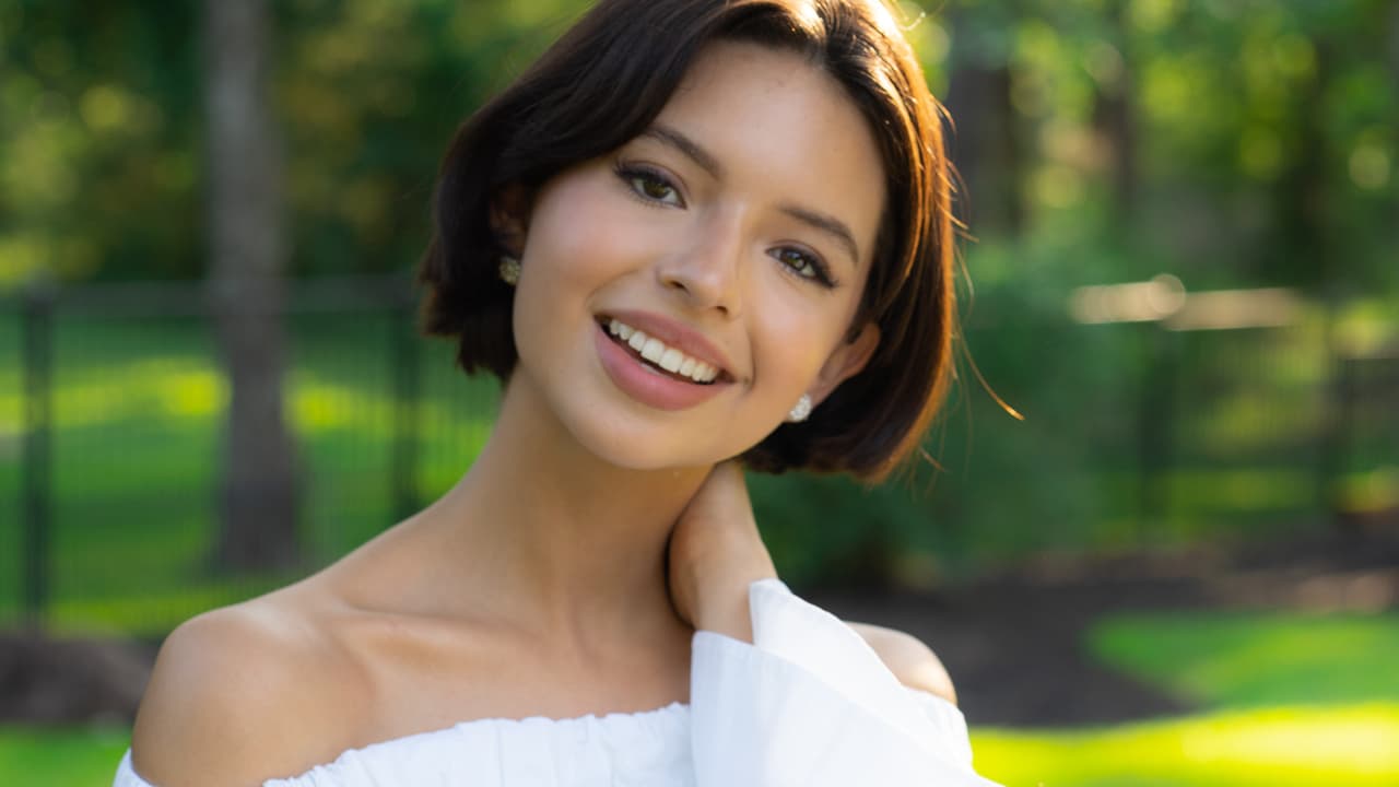 Premio Lo Nuestro 2023: Ángela Aguilar está nominada a Artista Premio Lo Nuestro Del Año