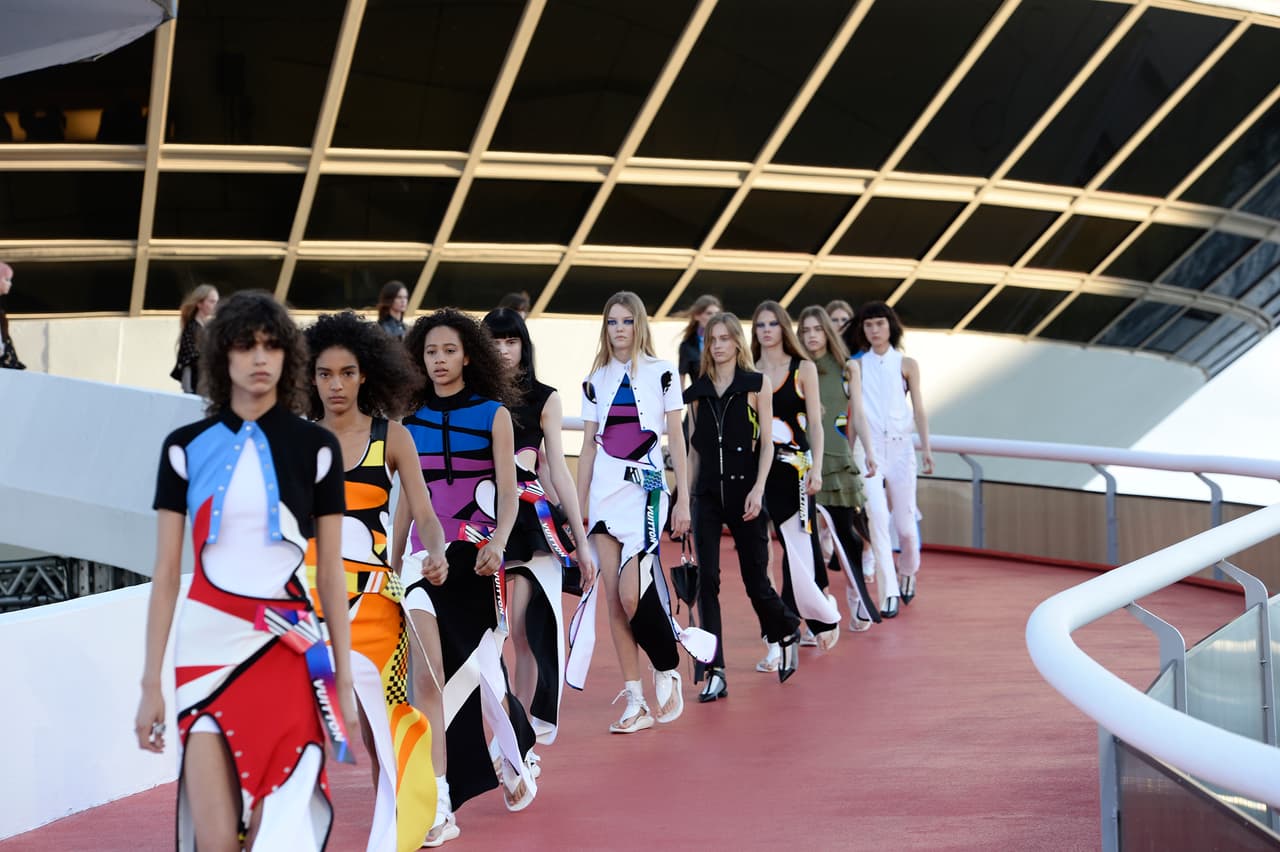 A tan sólo tres meses de los juegos olímpicos, el desfile de Louis Vuitton sirvió como telonero de las festividades de la ciudad.