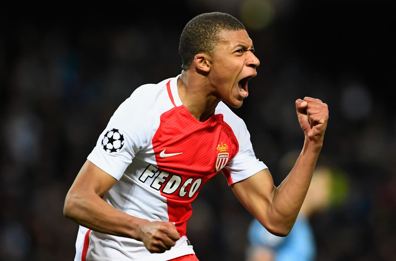 Una sola transferencia le basta a Kylian Mbappé para ser el 4to. más caro del mundo.