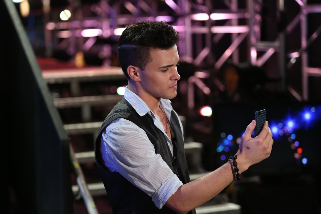 José López es un chico que sabe valerse por sí solo. Y en la audición, brilló como estrella. Acompañado de un rosario que le regaló su madre, la buena suerte estuvo con él todo el tiempo.